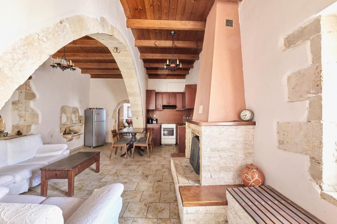 Mouri Villa Mourion  Екстер'єр фото