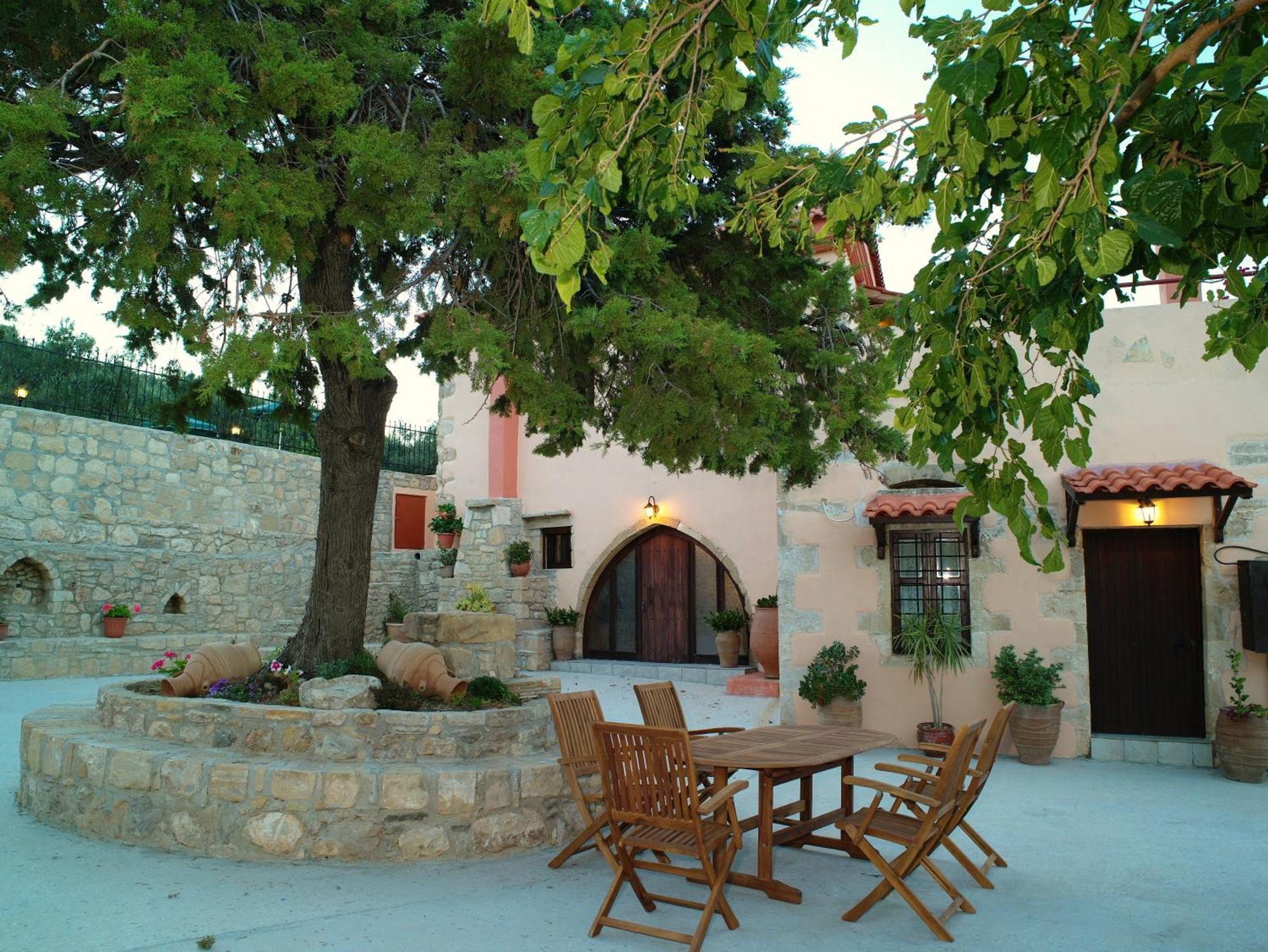 Mouri Villa Mourion  Екстер'єр фото