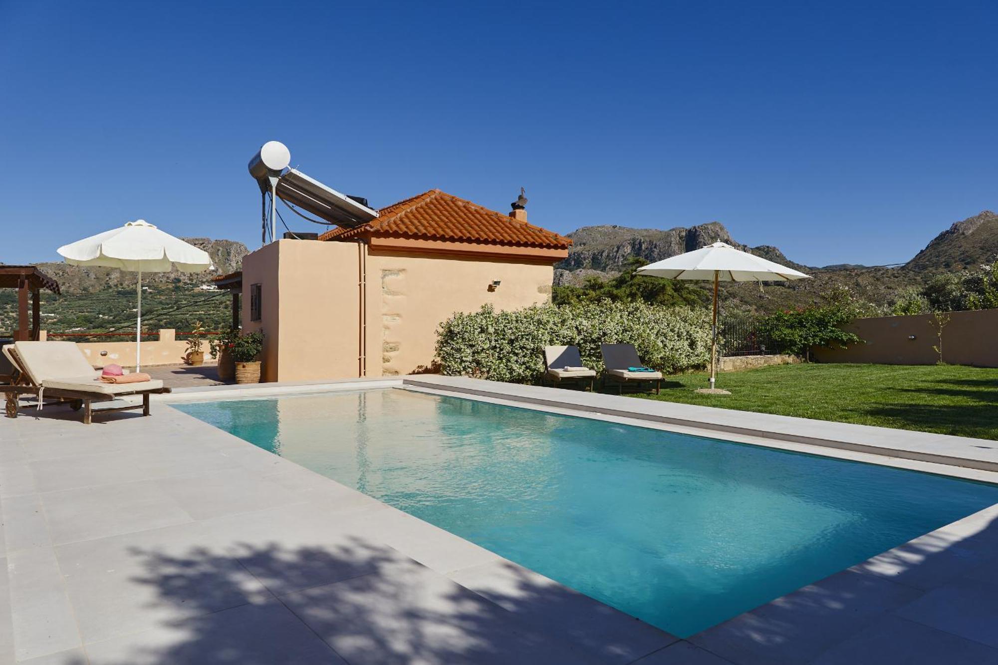 Mouri Villa Mourion  Екстер'єр фото
