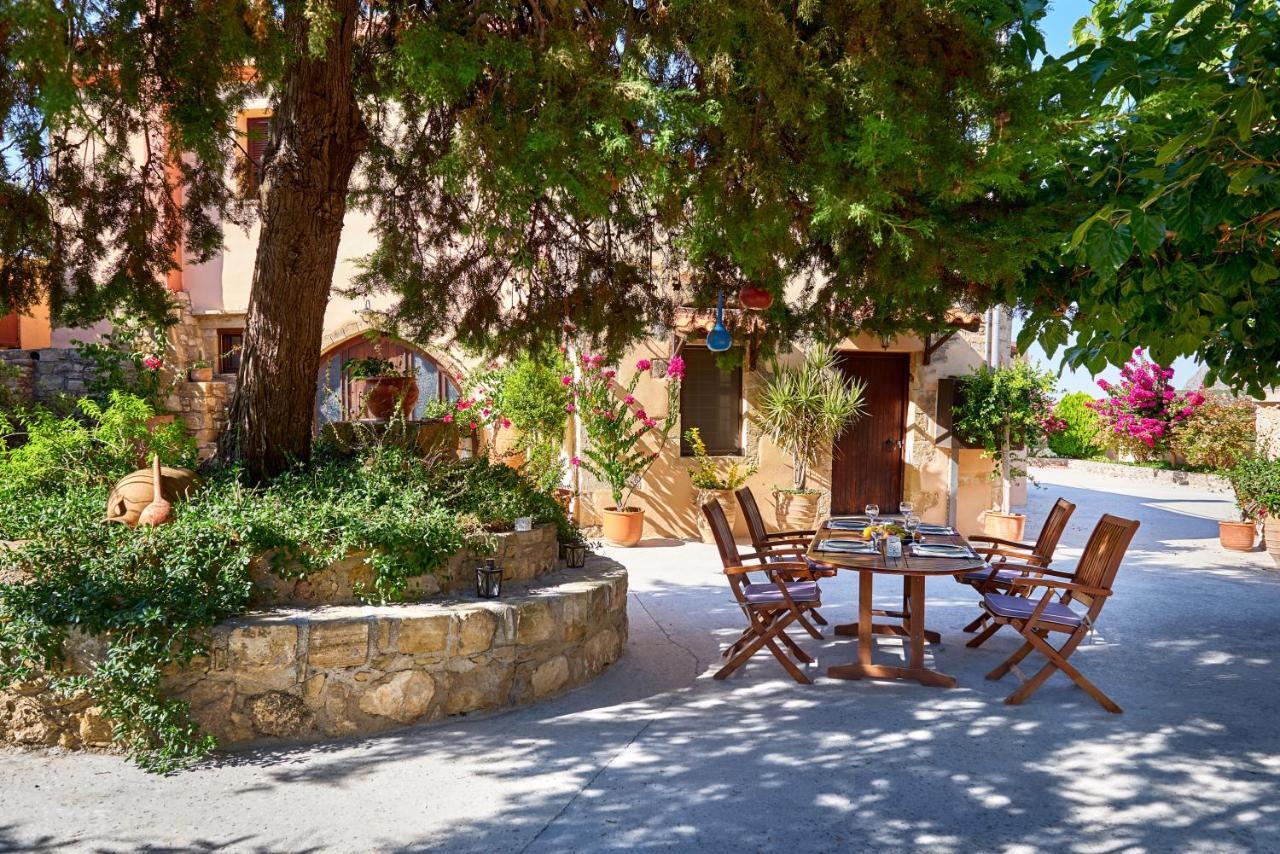 Mouri Villa Mourion  Екстер'єр фото