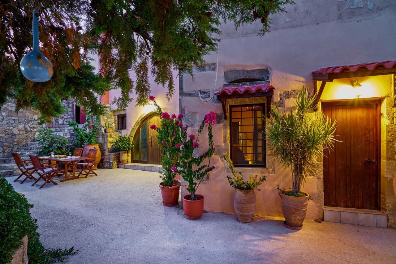 Mouri Villa Mourion  Екстер'єр фото